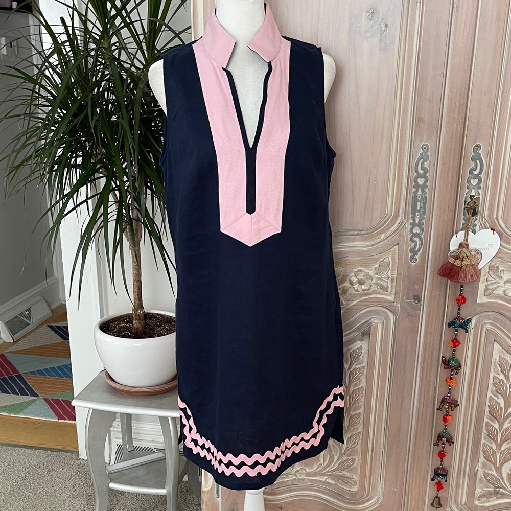 Sail to Sable Sleeveless Classic LinenTunic Dress in navy with pink ric-rac trim